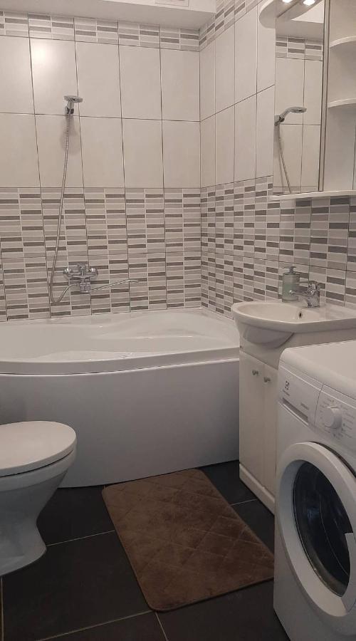 Jaukus Apartamentai Appartement Šiauliai Buitenkant foto
